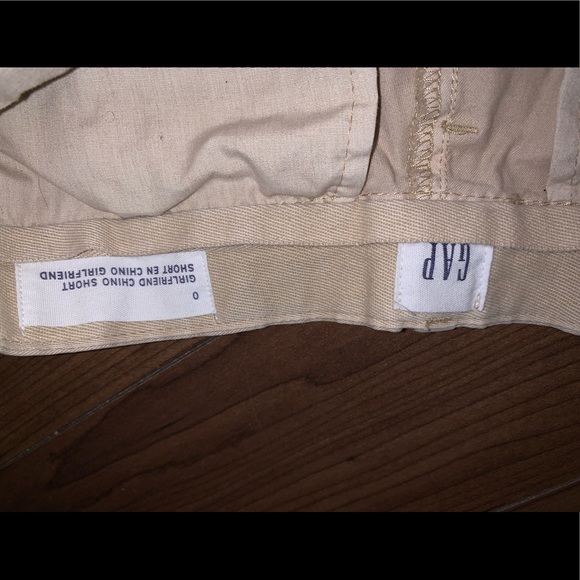 GAP girlfriend chino short - Picture 3 of 3